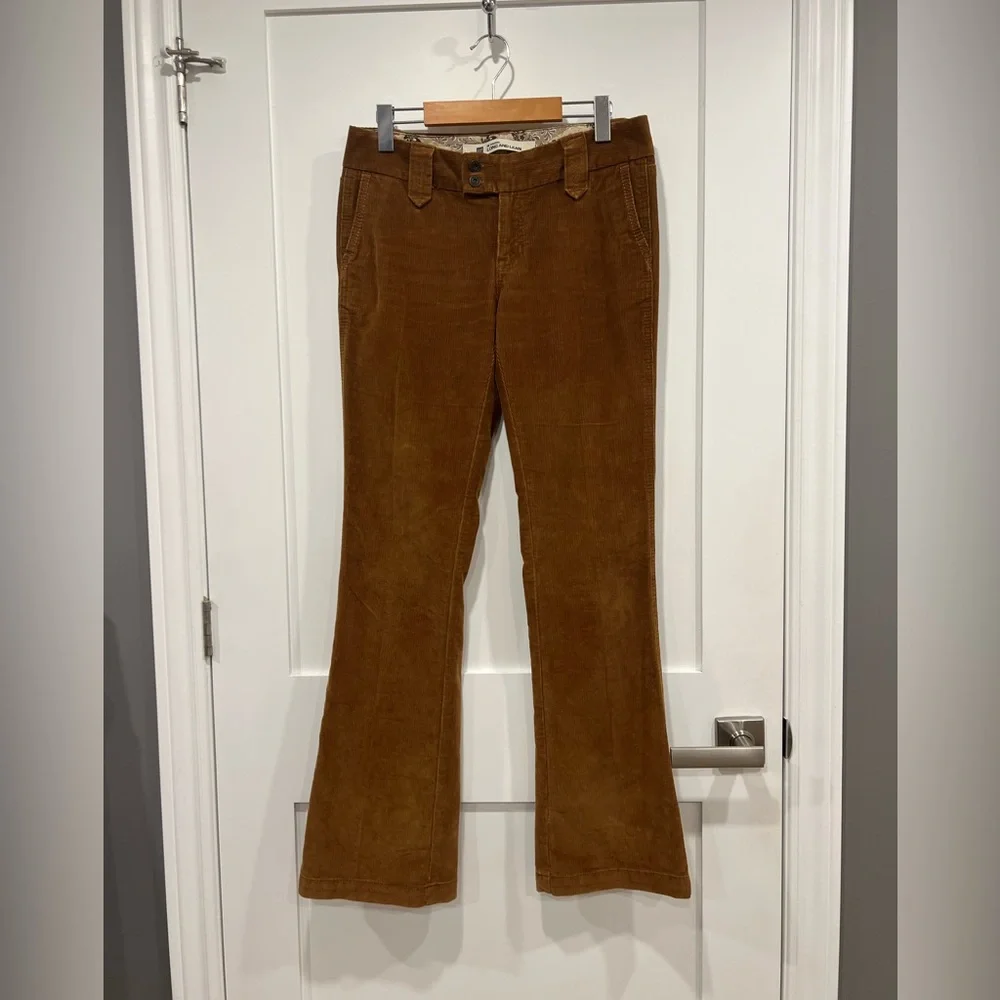 GAP Rust Coloured Corduroy Pants - Picture 2 of 10